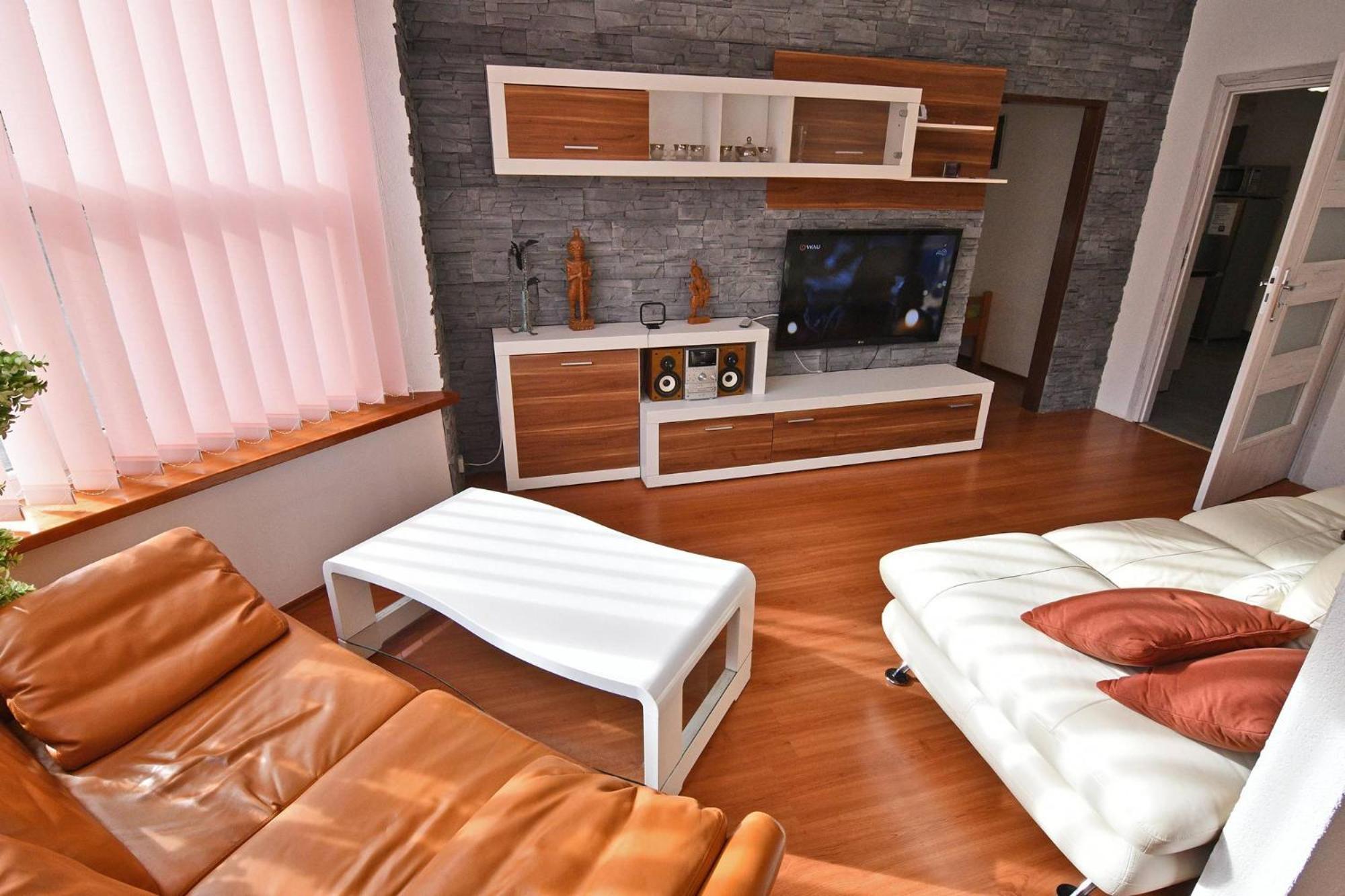 Apartments V+K تاترانسكا ستربا المظهر الخارجي الصورة
